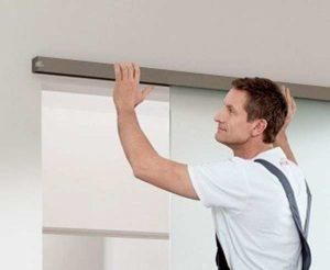 Die Pflege Ihrer Glastürbeschläge