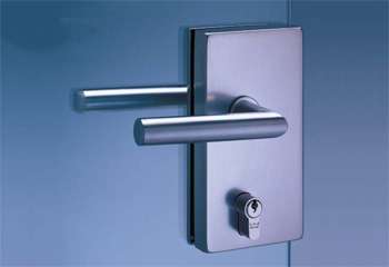 ganzglastuer-schlosskasten_dorma_office_motiv