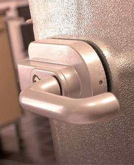 Glastürbeschlag Atelier Private Line (APL)